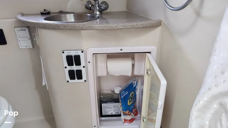 Slide: The Image of Four Winns V288 2008 - 15341778