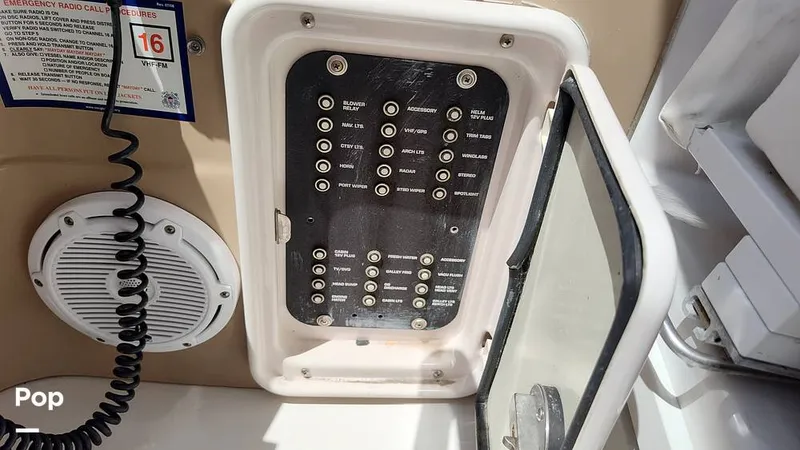 Slide: The Image of Four Winns V288 2008 - 15341786