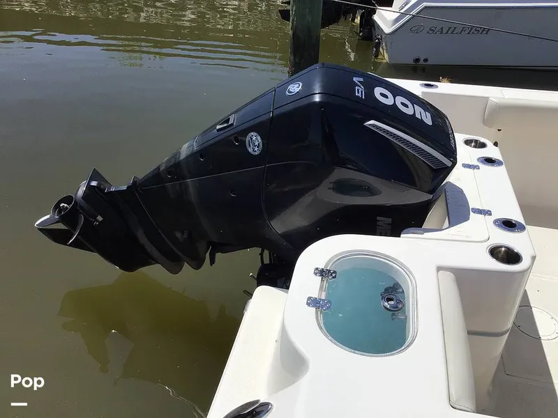 Slide: The Image of Sailfish 220 CC 2024 - 15363913