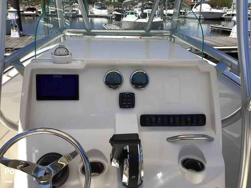 Slide: The Image of Sailfish 220 CC 2024 - 15363920