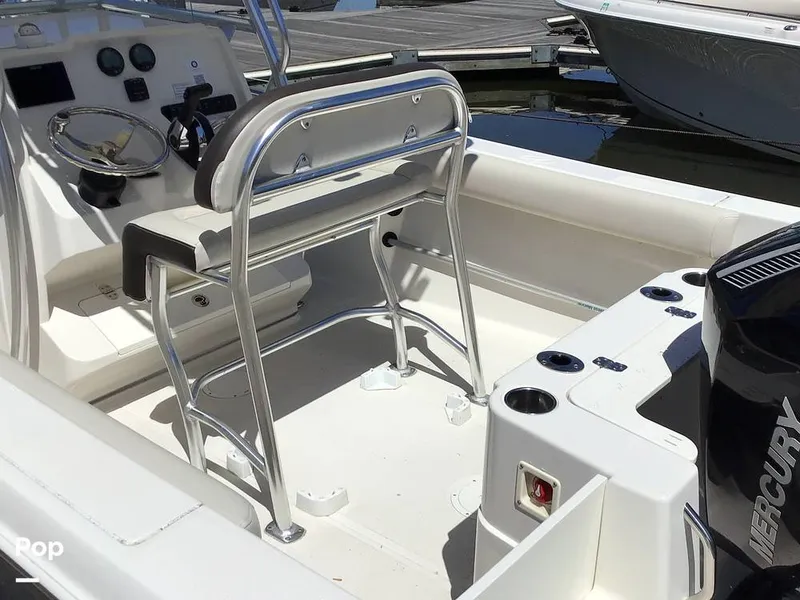 Slide: The Image of Sailfish 220 CC 2024 - 15363974