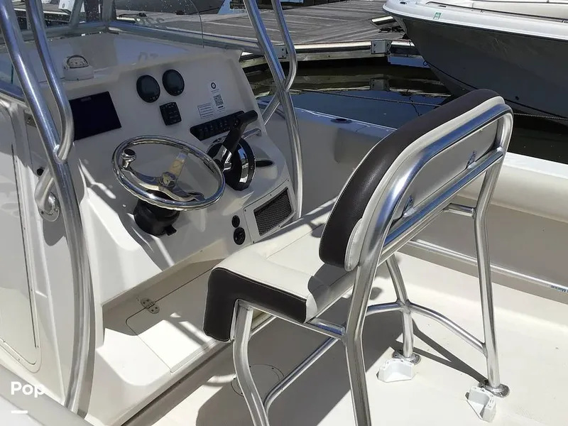 Slide: The Image of Sailfish 220 CC 2024 - 15363977