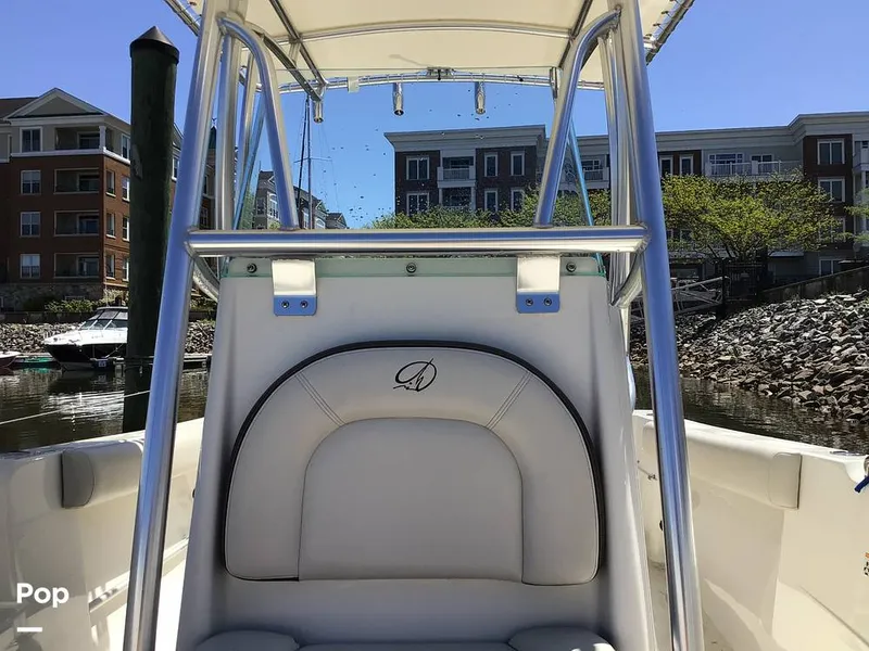 Slide: The Image of Sailfish 220 CC 2024 - 15363982