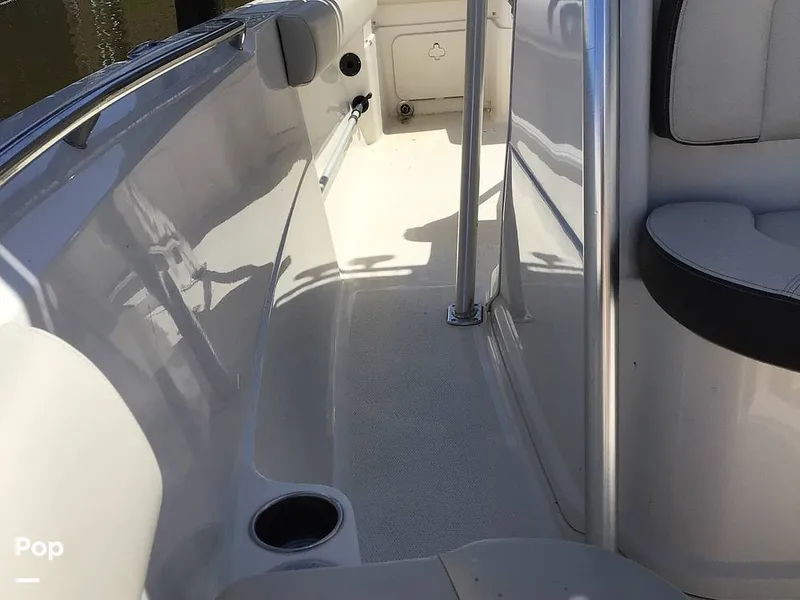 Slide: The Image of Sailfish 220 CC 2024 - 15363983