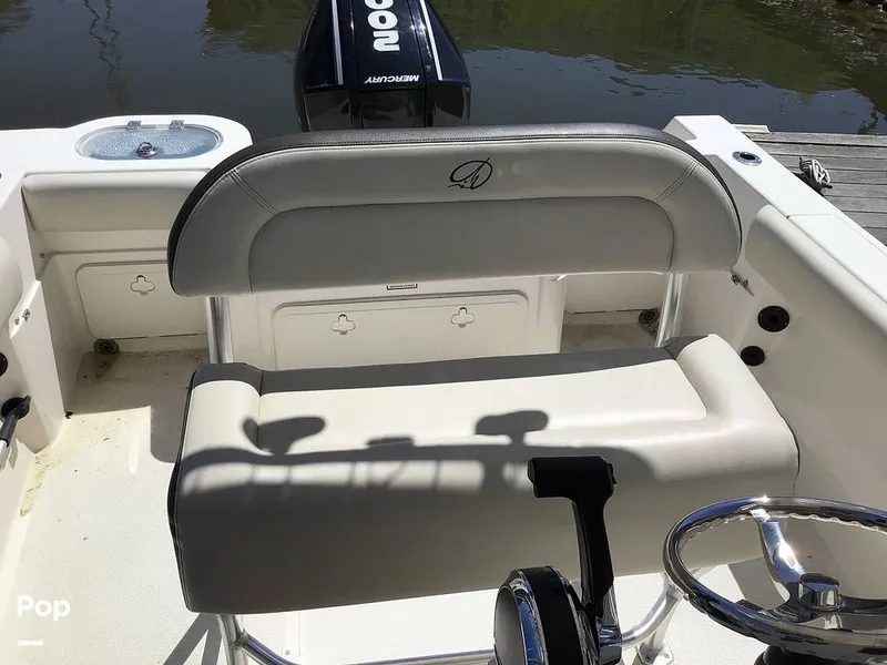 Slide: The Image of Sailfish 220 CC 2024 - 15363991