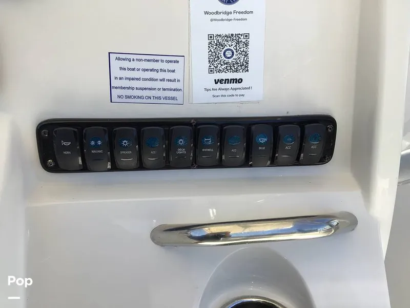 Slide: The Image of Sailfish 220 CC 2024 - 15364000