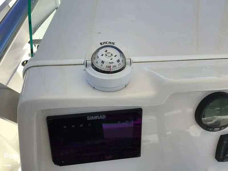 Slide: The Image of Sailfish 220 CC 2024 - 15364010