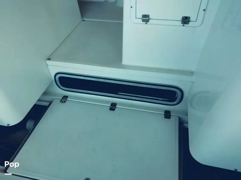 Slide: The Image of Aft Window - 15309666