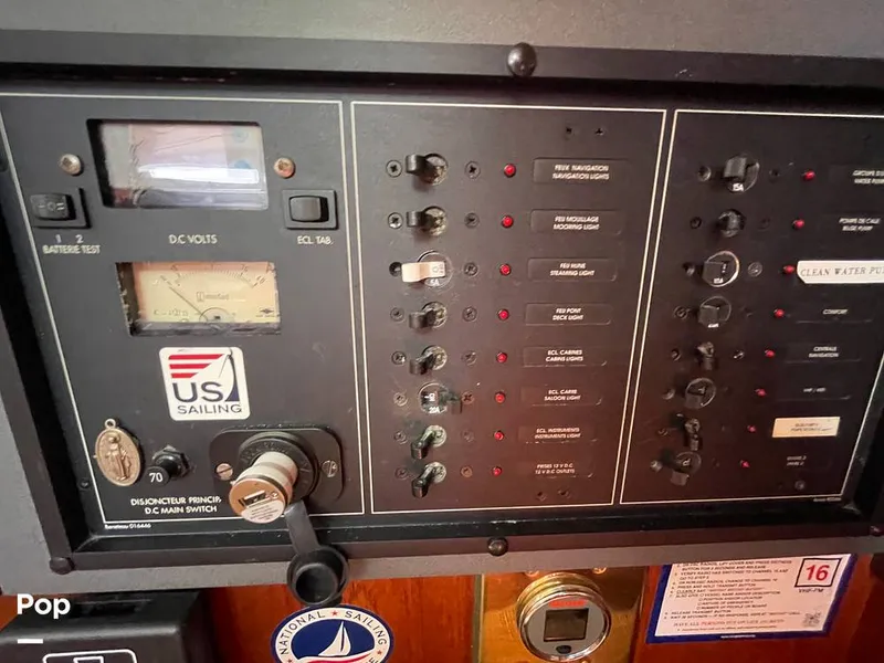 Slide: The Image of Beneteau Moorings 405 1992 - 15445943