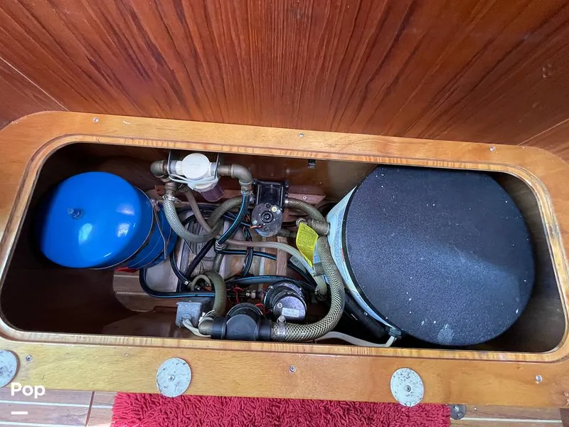 Slide: The Image of Beneteau Moorings 405 1992 - 15445980