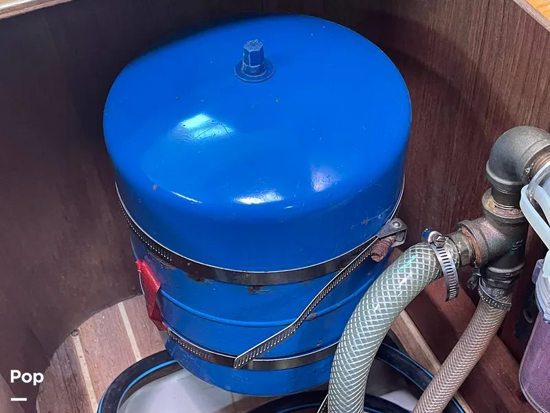 Slide: The Image of Beneteau Moorings 405 1992 - 15445984