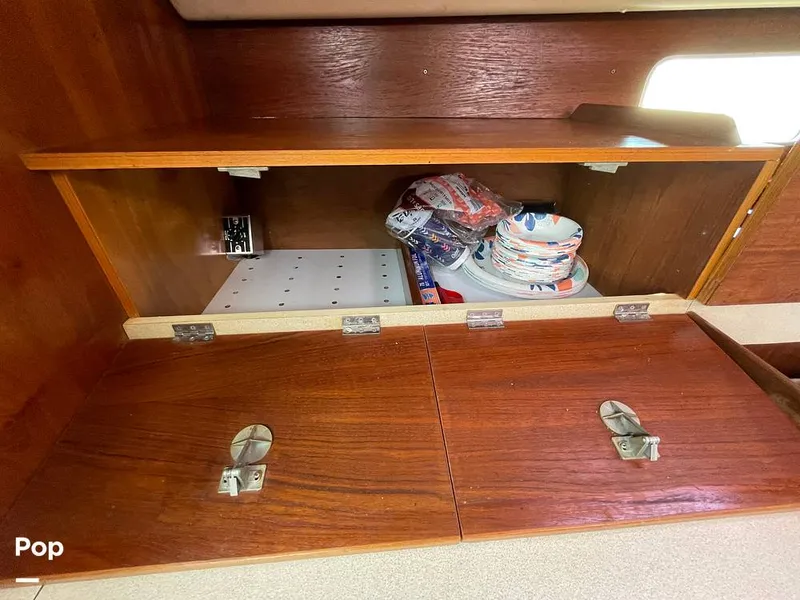 Slide: The Image of Beneteau Moorings 405 1992 - 15445993