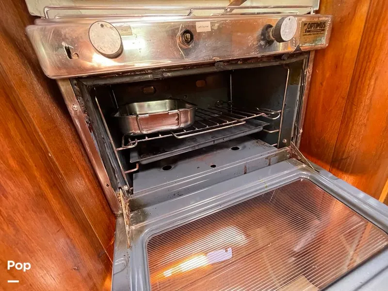 Slide: The Image of Beneteau Moorings 405 1992 - 15445999