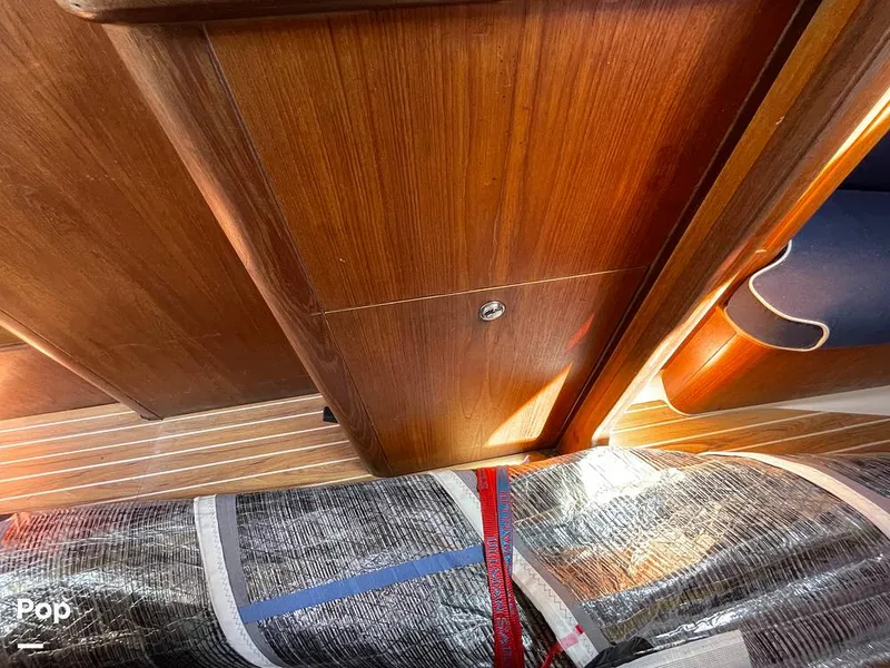 Slide: The Image of Beneteau Moorings 405 1992 - 15446005