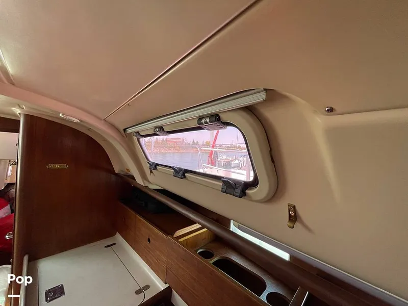 Slide: The Image of Beneteau Moorings 405 1992 - 15446011