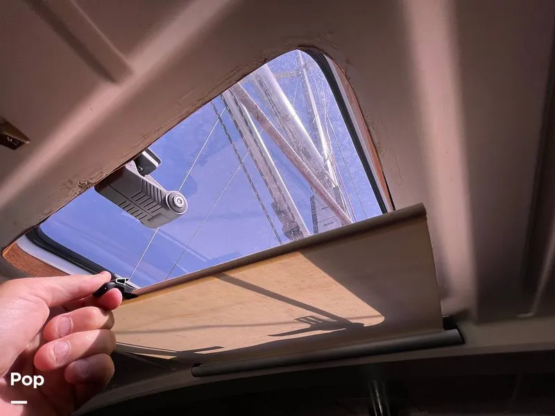 Slide: The Image of Beneteau Moorings 405 1992 - 15446018