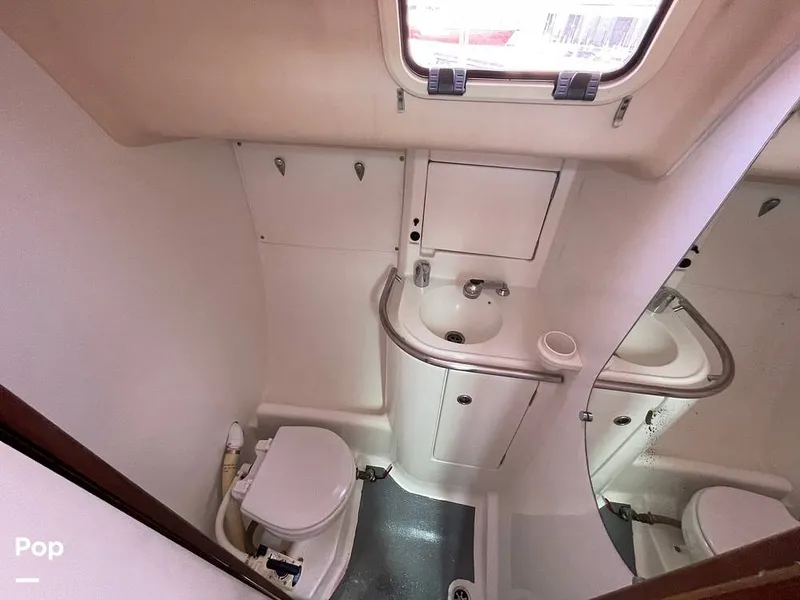 Slide: The Image of Beneteau Moorings 405 1992 - 15446121