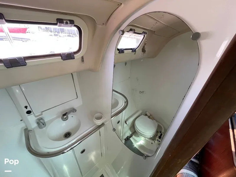 Slide: The Image of Beneteau Moorings 405 1992 - 15446123