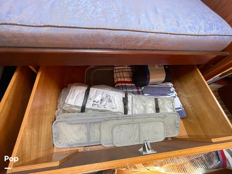 Slide: The Image of Beneteau Moorings 405 1992 - 15446143