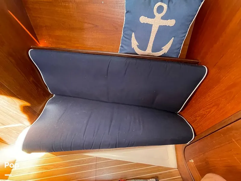 Slide: The Image of Beneteau Moorings 405 1992 - 15446145