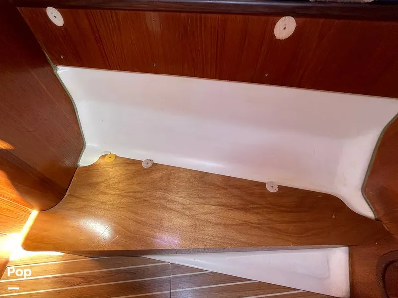 Slide: The Image of Beneteau Moorings 405 1992 - 15446148