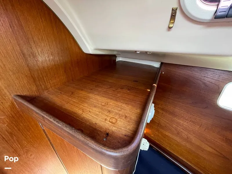 Slide: The Image of Beneteau Moorings 405 1992 - 15446153