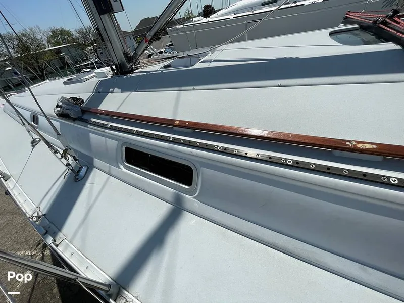 Slide: The Image of Beneteau Moorings 405 1992 - 15445659
