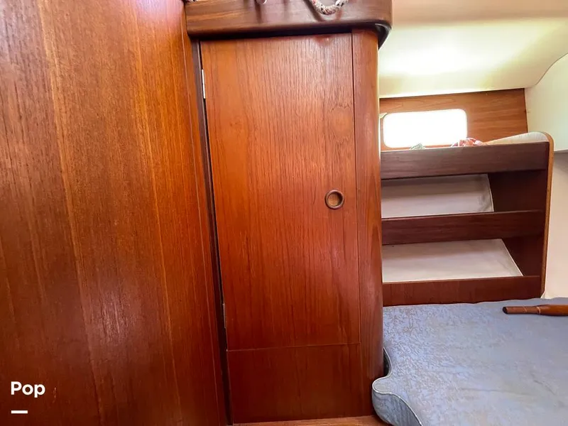 Slide: The Image of Beneteau Moorings 405 1992 - 15446291