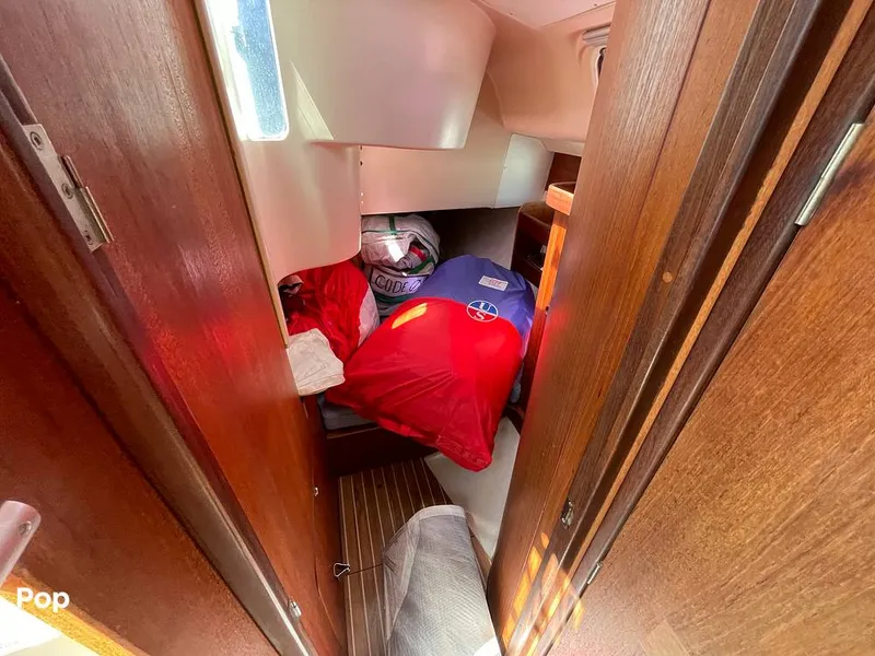 Slide: The Image of Beneteau Moorings 405 1992 - 15446328