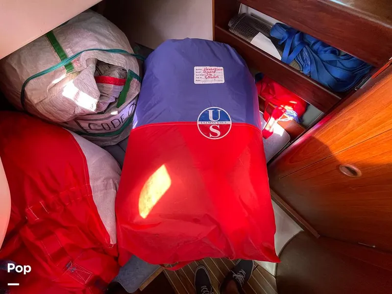 Slide: The Image of Beneteau Moorings 405 1992 - 15446337