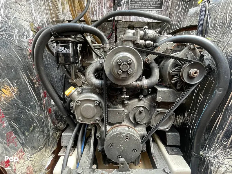 Slide: The Image of Beneteau Moorings 405 1992 - 15446343