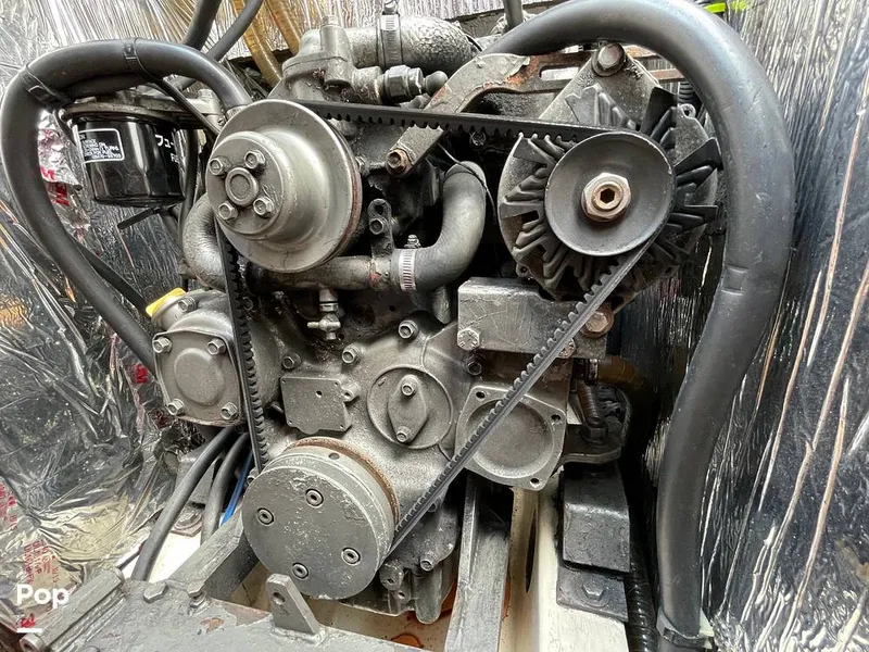 Slide: The Image of Beneteau Moorings 405 1992 - 15446345