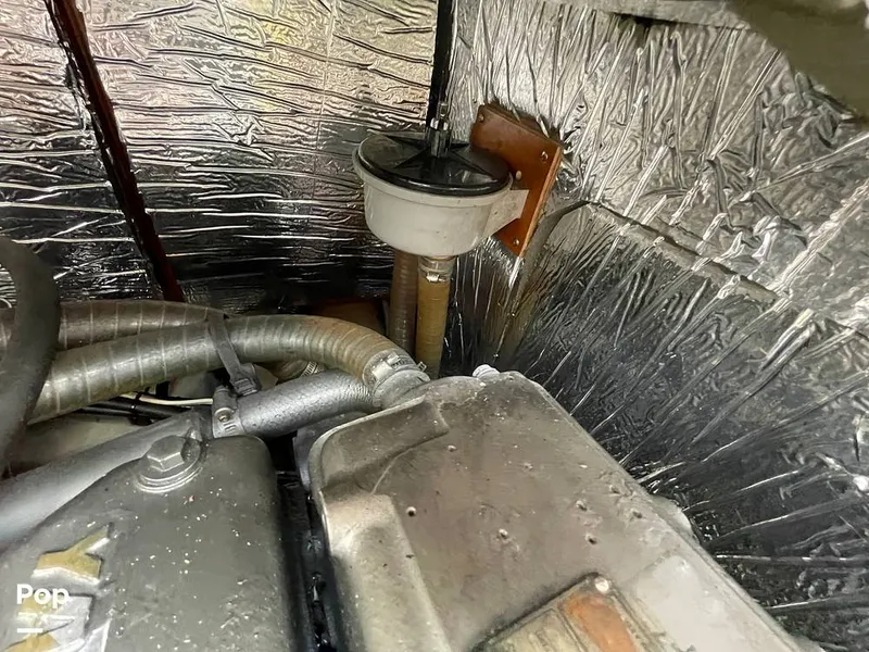 Slide: The Image of Beneteau Moorings 405 1992 - 15446348