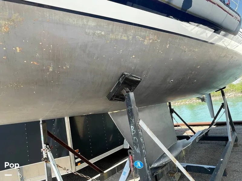 Slide: The Image of Beneteau Moorings 405 1992 - 15446662