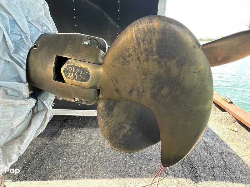 Slide: The Image of Beneteau Moorings 405 1992 - 15446676