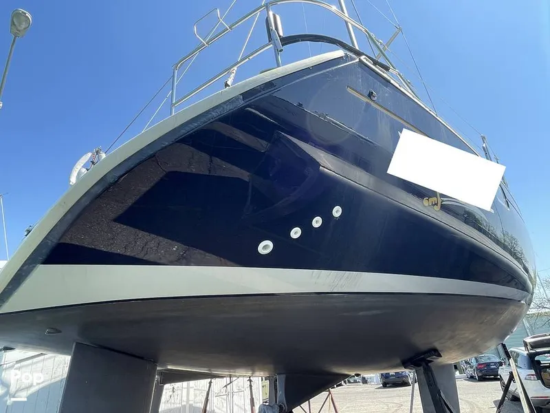 Slide: The Image of Beneteau Moorings 405 1992 - 15446695