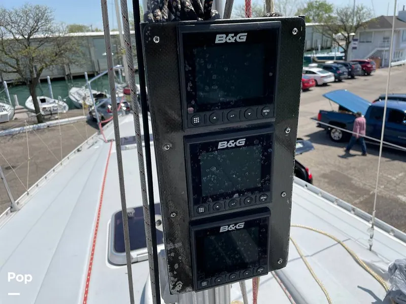 Slide: The Image of Beneteau Moorings 405 1992 - 15445691