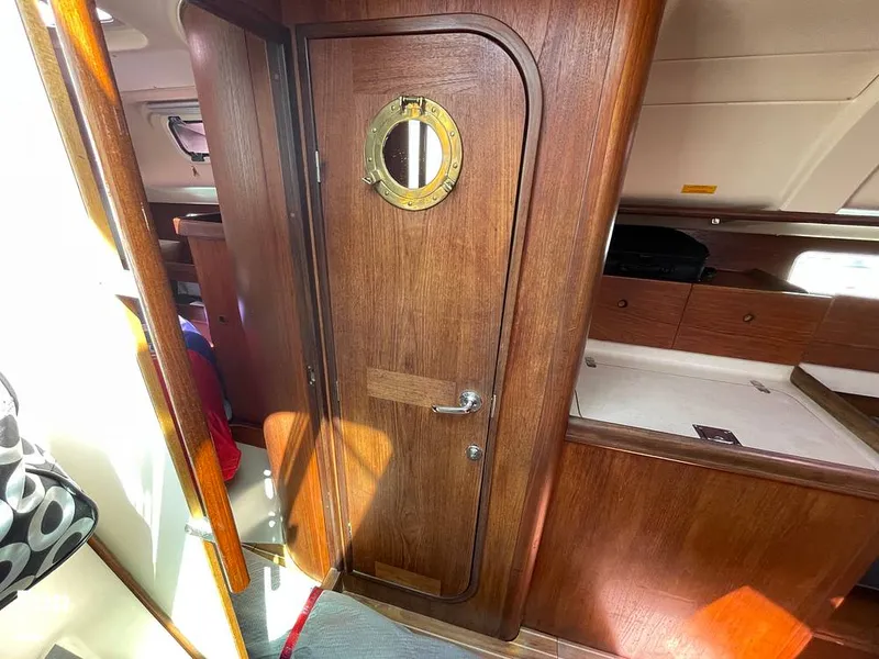 Slide: The Image of Head - 15444736