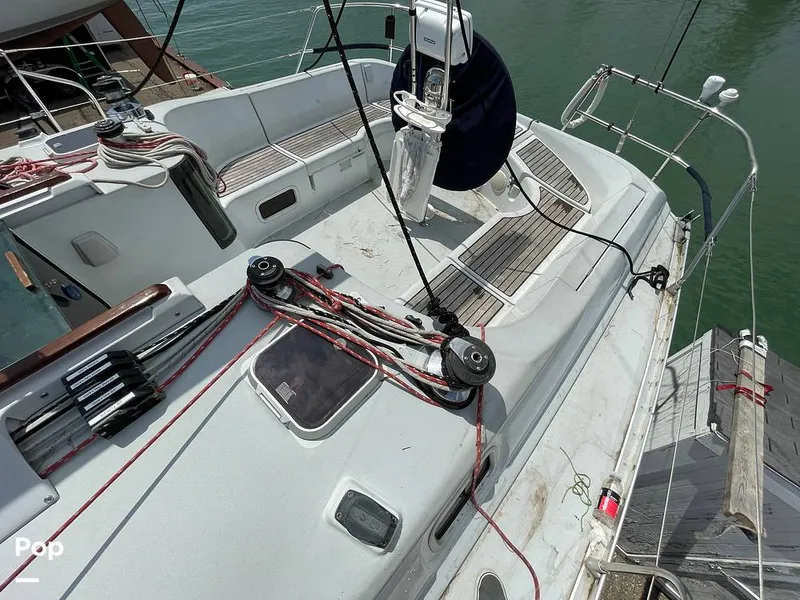 Slide: The Image of Beneteau Moorings 405 1992 - 15445712