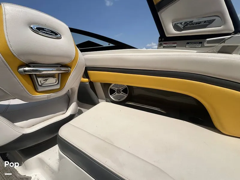 Slide: The Image of Stern Speakers - 15710055