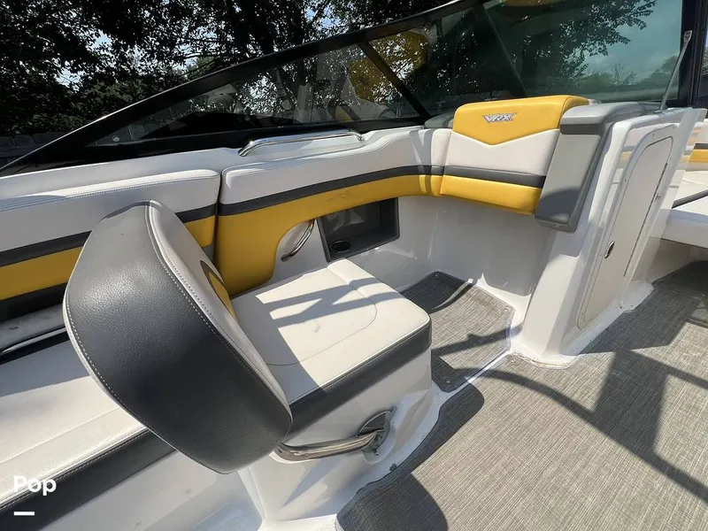 Slide: The Image of Passenger Seat - 15710049