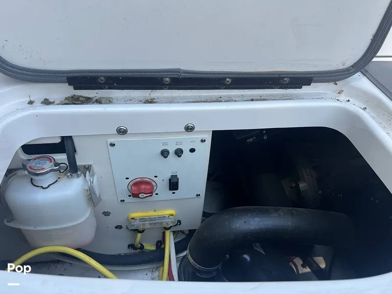 Slide: The Image of Battery Switch - 15710012