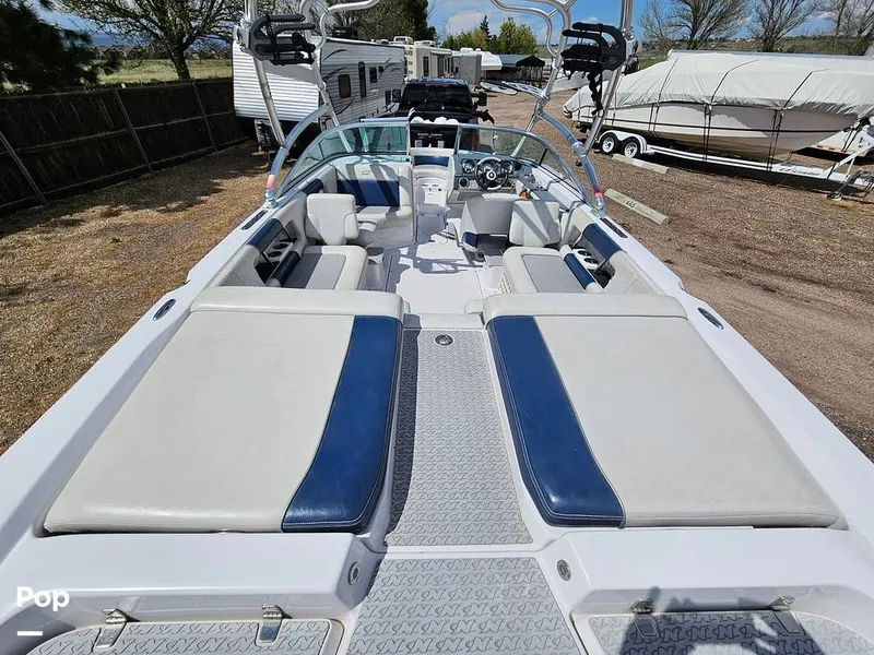 Slide: The Image of Air Nautique 236 Team Edition 2007 - 15442448