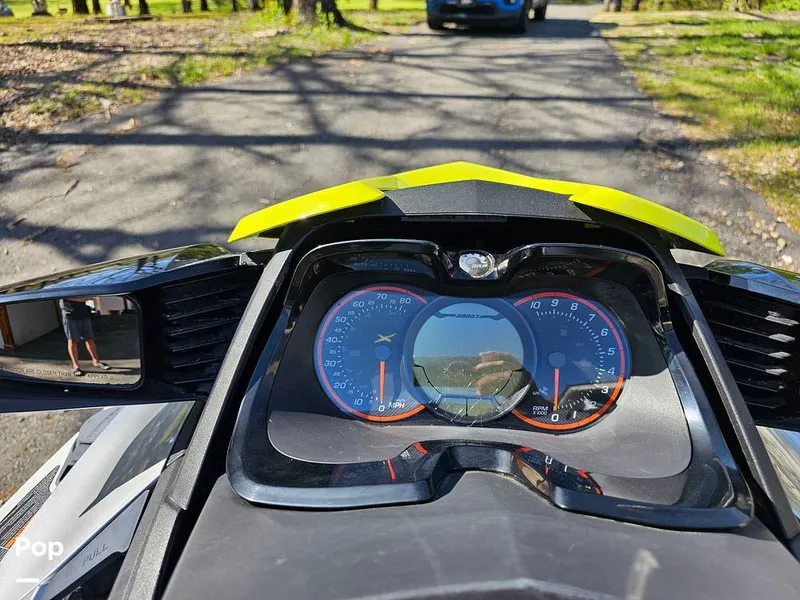 Slide: The Image of Sea-Doo RXT 300 2016 - 15328263