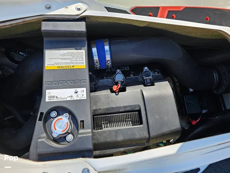 Slide: The Image of Sea-Doo RXT 300 2016 - 15328273