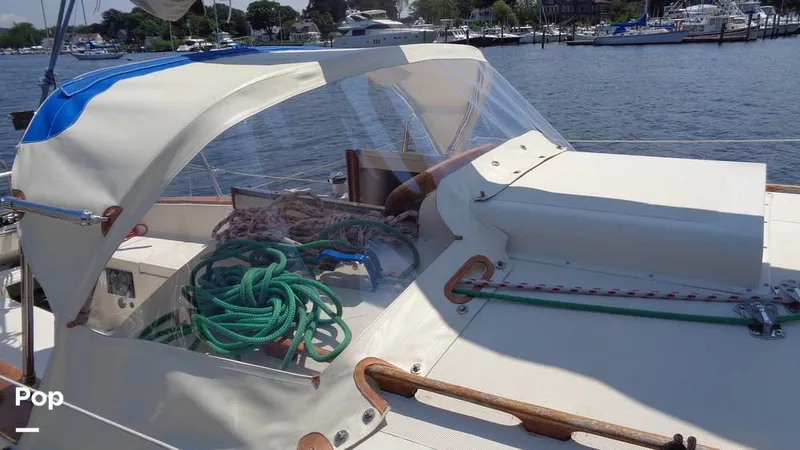 Slide: The Image of Aloha 8.5 1986 - 15564449