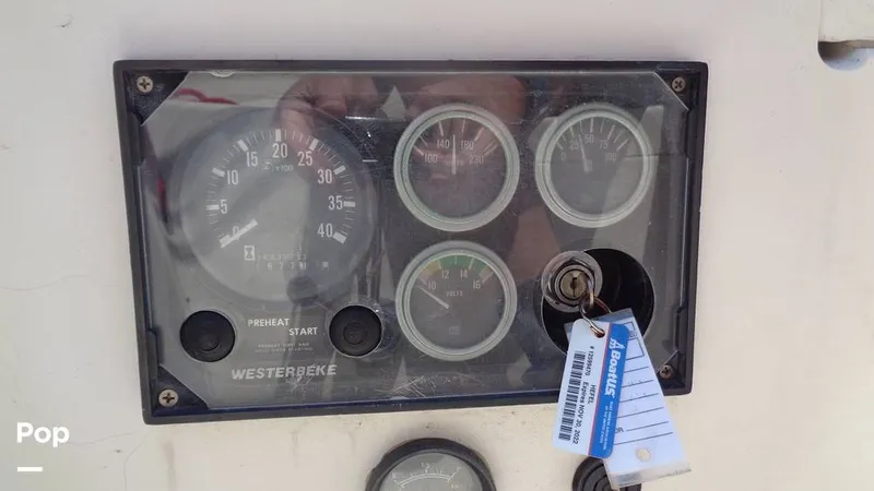 Slide: The Image of Aloha 8.5 1986 - 15564464