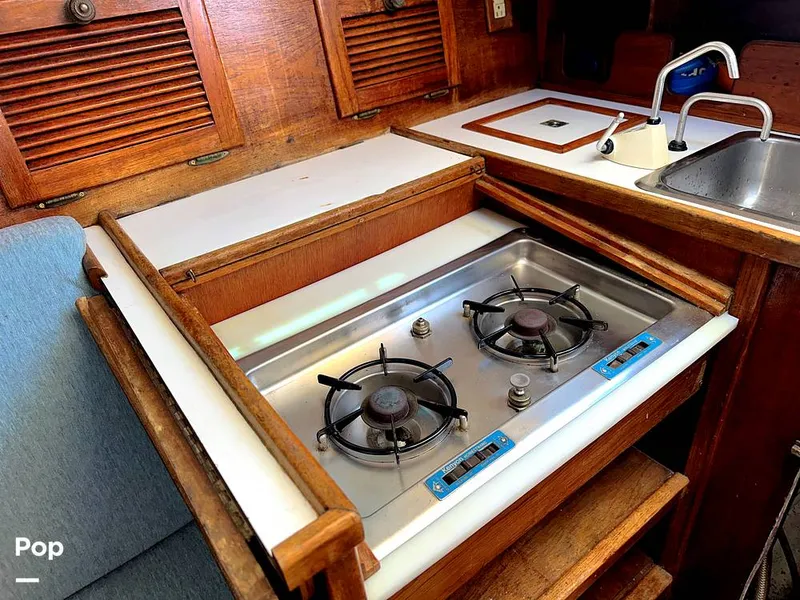 Slide: The Image of Aloha 8.5 1986 - 15564508