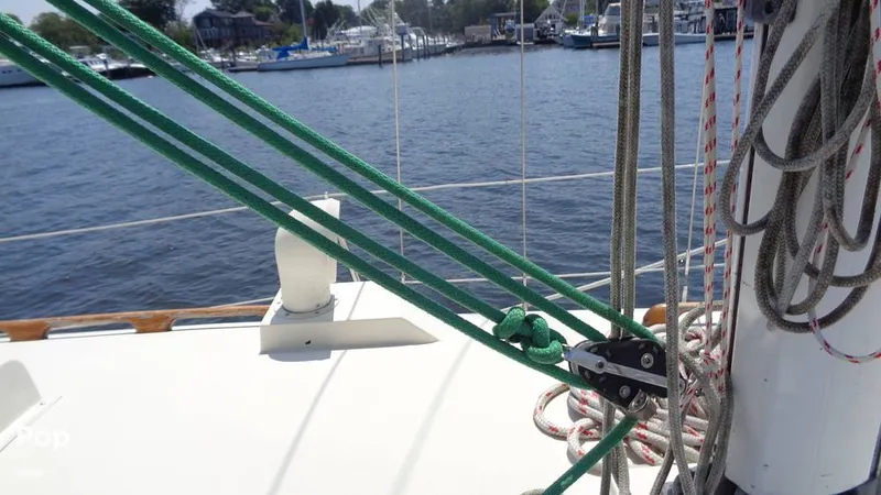 Slide: The Image of Aloha 8.5 1986 - 15564472