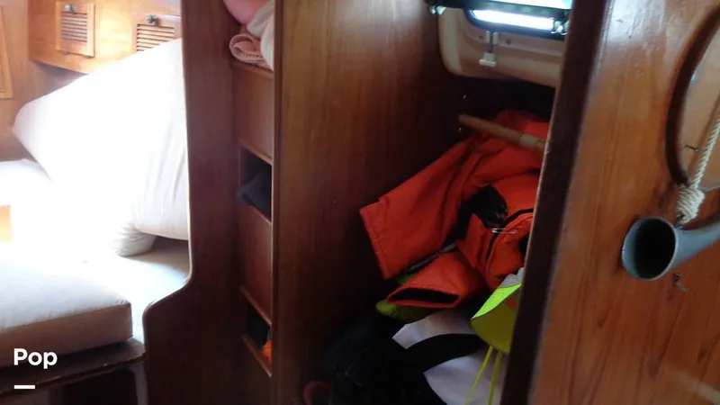 Slide: The Image of Aloha 8.5 1986 - 15564485